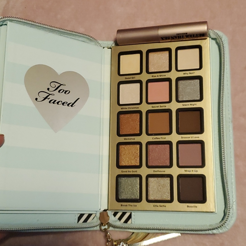 Too faced xmas set